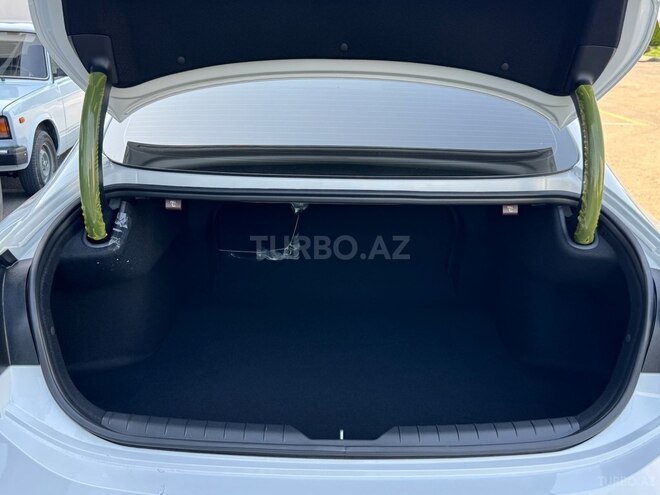 Hyundai Sonata 2024, 2,200 km - 2.0 л - Bakı