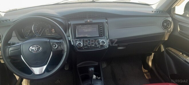 Toyota Corolla Axio 2018, 120,000 km - 1.5 л - Bakı