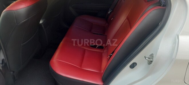 Toyota Corolla Axio 2018, 120,000 km - 1.5 л - Bakı