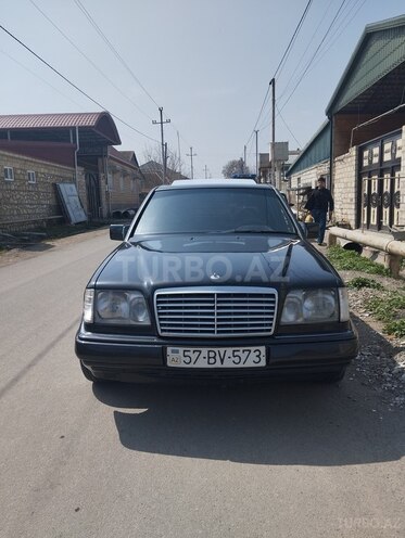Mercedes E 200 1993, 415,300 km - 2.0 l - Şəmkir