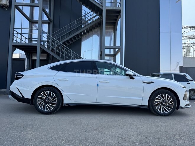 Hyundai Sonata 2024, 2,200 km - 2.0 л - Bakı