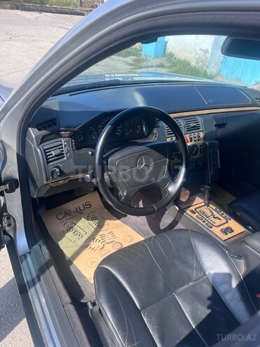 Mercedes E 300 d 1999, 346,000 km - 3.0 l - Bakı