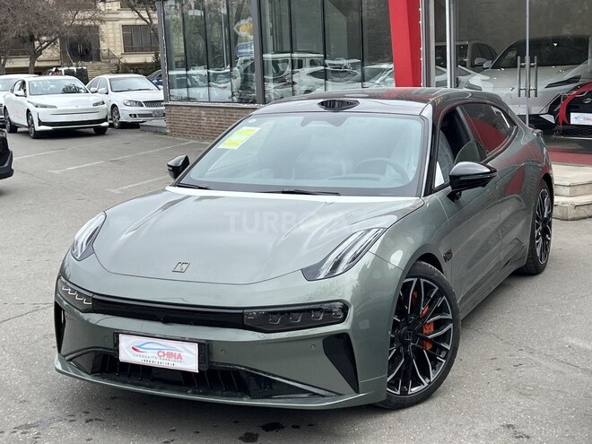 ZEEKR 001-1