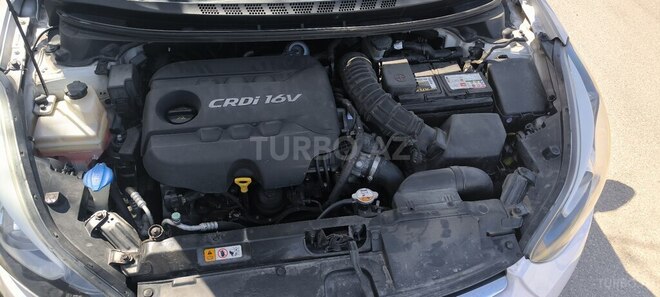Hyundai Avante 2015, 199,000 km - 1.6 л - Qusar
