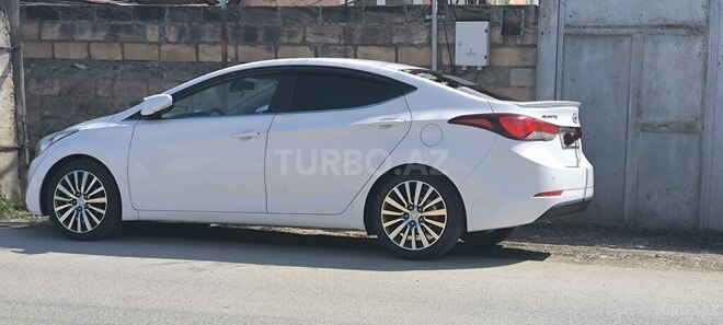 Hyundai Avante 2015, 199,000 km - 1.6 л - Qusar