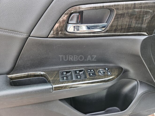 Honda Accord-9