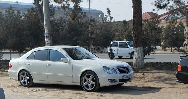 Mercedes E 350 2007, 241,024 km - 3.5 l - Sabirabad