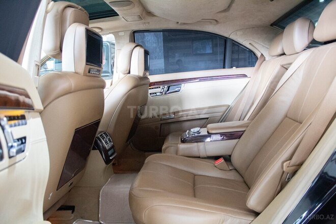 Mercedes S 500 2006, 234,000 km - 5.5 л - Bakı