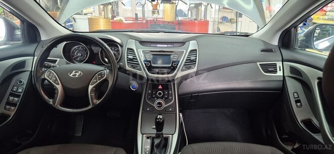 Hyundai Elantra 2015, 187,682 km - 1.8 л - Bakı