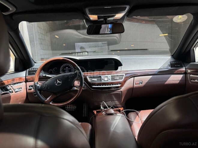 Mercedes S 500 2011, 242,000 km - 4.7 л - Bakı