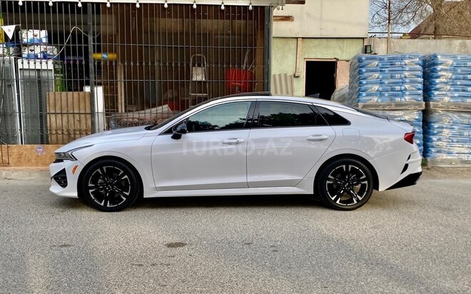 Kia K5-11