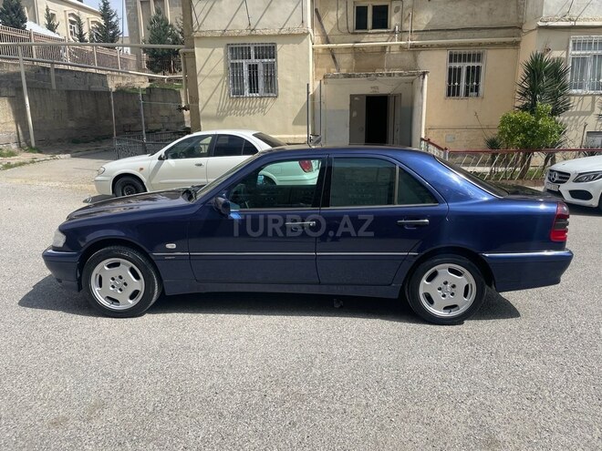 Mercedes C 240 1998, 193,000 km - 2.4 л - Bakı