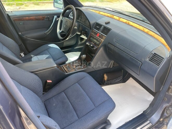 Mercedes C 240 1998, 193,000 km - 2.4 л - Bakı