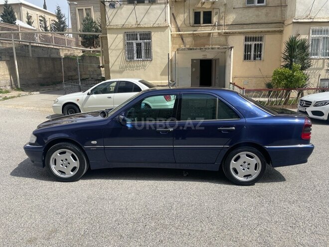 Mercedes C 240 1998, 193,000 km - 2.4 л - Bakı