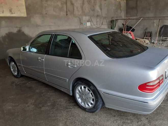 Mercedes E 200 2000, 221,500 km - 2.0 l - Gəncə