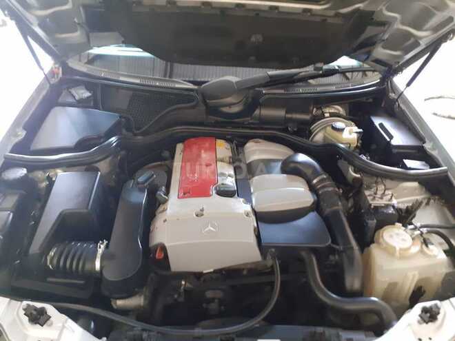 Mercedes E 200 2000, 221,500 km - 2.0 l - Gəncə