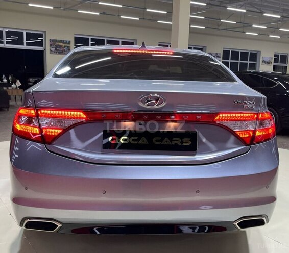Hyundai Grandeur-10