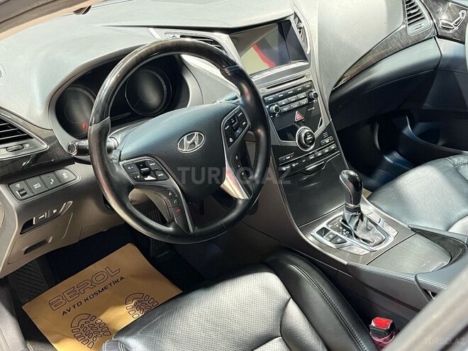 Hyundai Grandeur-11