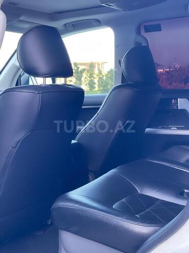 Toyota Land Cruiser 2011, 198,000 km - 4.0 л - Sumqayıt
