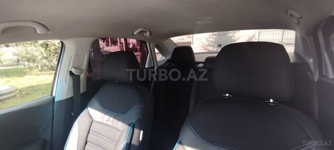 Volkswagen Polo 2015, 210,000 km - 1.6 l - Masallı