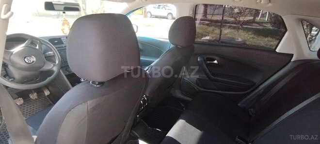 Volkswagen Polo 2015, 210,000 km - 1.6 l - Masallı