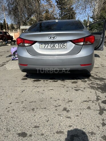 Hyundai Elantra 2015, 214,043 km - 1.8 л - Mingəçevir