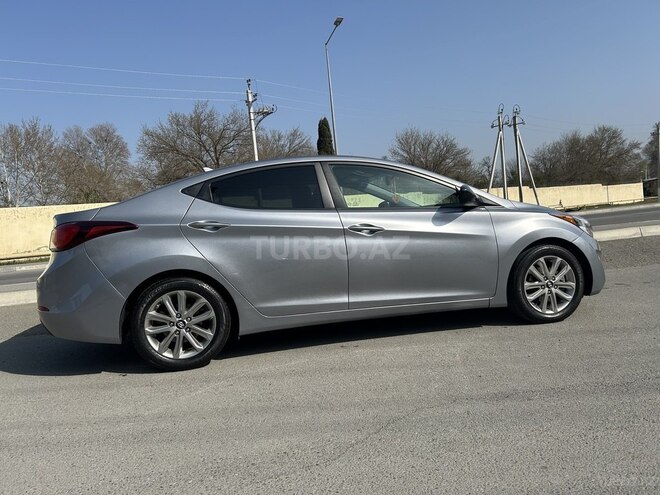 Hyundai Elantra 2015, 214,043 km - 1.8 л - Mingəçevir