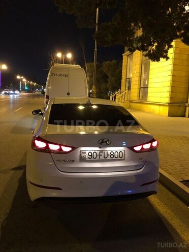 Hyundai Avante 2018, 298,892 km - 1.6 l - Bakı