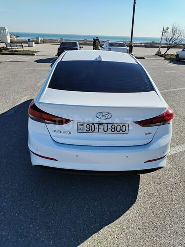 Hyundai Avante 2018, 298,892 km - 1.6 l - Bakı
