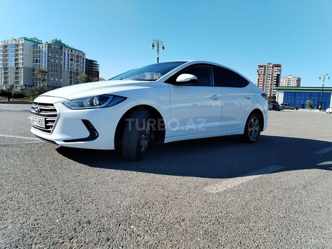 Hyundai Avante 2018, 298,892 km - 1.6 l - Bakı
