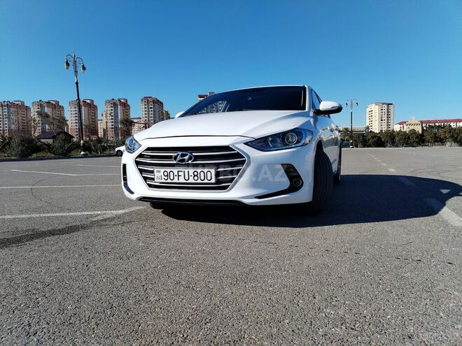 Hyundai Avante 2018, 298,892 km - 1.6 l - Bakı