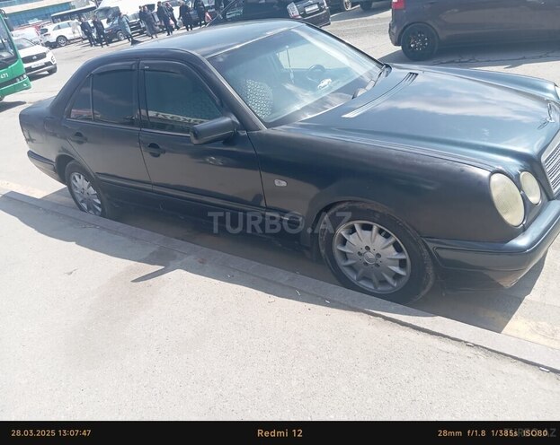Mercedes E 220 d 1999, 723,456 km - 2.2 l - Bakı