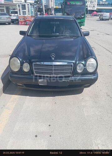 Mercedes E 220 d 1999, 723,456 km - 2.2 l - Bakı