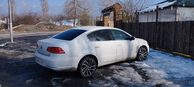 Volkswagen Passat 2011, 169,000 km - 1.8 l - Bakı