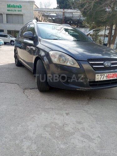 Kia Ceed 2007, 320,000 km - 1.6 л - Sumqayıt