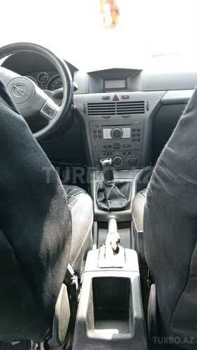 Opel Astra 2006, 327,000 km - 1.3 l - Qəbələ