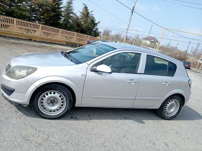 Opel Astra 2006, 327,000 km - 1.3 l - Qəbələ