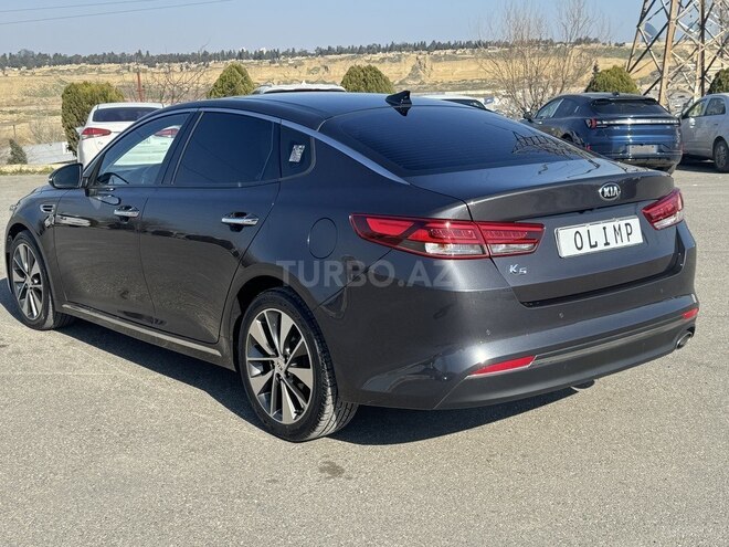 Kia K5-7