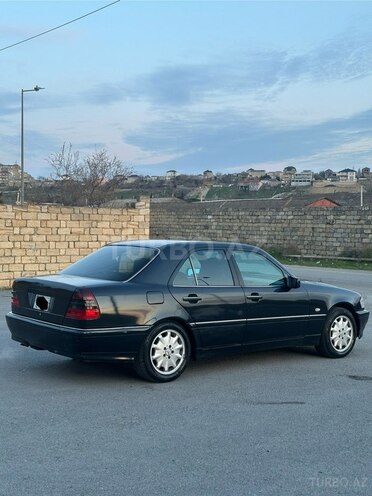 Mercedes C 240 1999, 298,750 km - 2.4 l - Bakı