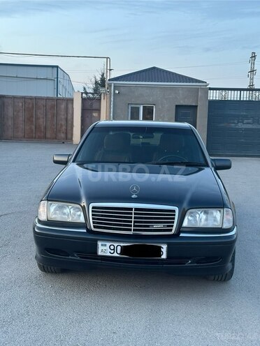 Mercedes C 240 1999, 298,750 km - 2.4 l - Bakı