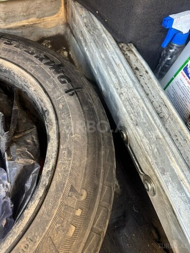 Mercedes E 220 d 2001, 317,000 km - 2.2 l - Bakı