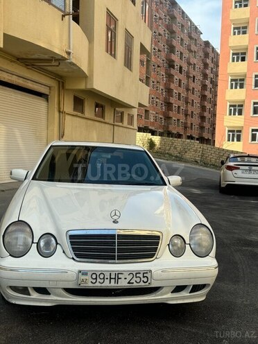 Mercedes E 220 d 2001, 317,000 km - 2.2 l - Bakı
