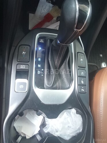 Hyundai Santa Fe-6