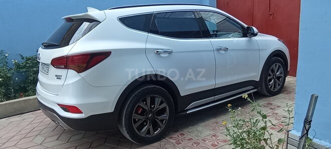 Hyundai Santa Fe-10