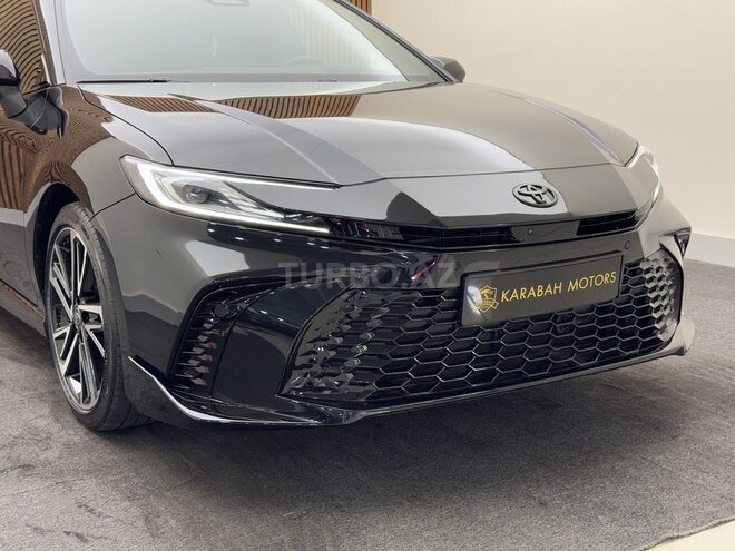 Toyota Camry-4