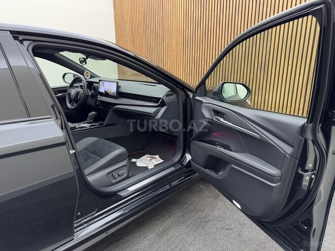 Toyota Camry-14