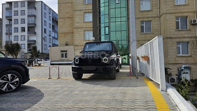 Mercedes G 63 AMG-2