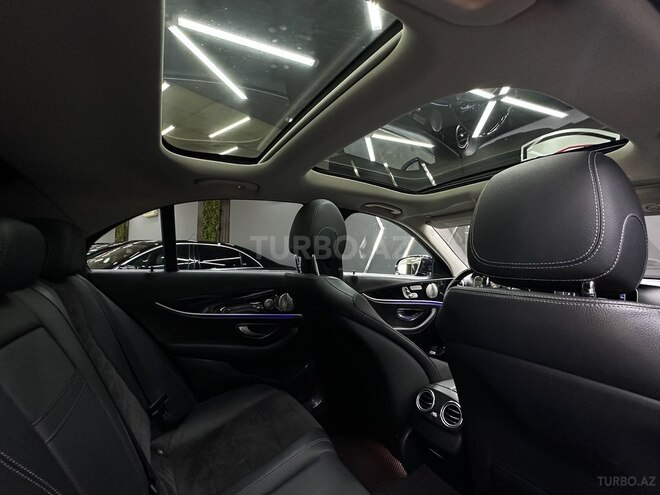 Mercedes E 220 d 2018, 181,337 km - 2.0 l - Bakı