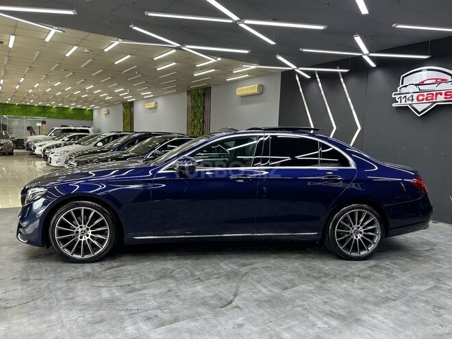 Mercedes E 220 d 2018, 181,337 km - 2.0 l - Bakı