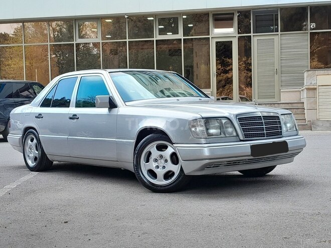 Mercedes E 220 1994, 318,932 km - 2.2 l - Sumqayıt